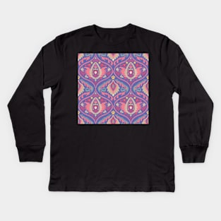 Classic ogee pattern with red tendrils on very peri Kids Long Sleeve T-Shirt